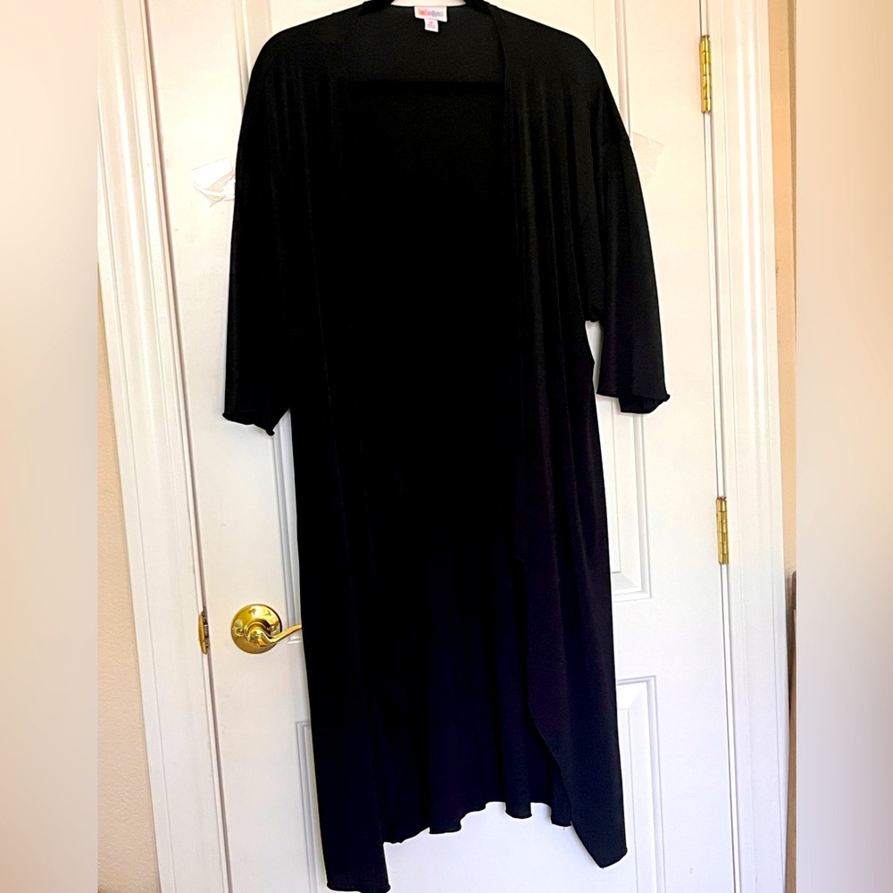 LuLaRoe Shirley Black Long Open Cardigan Kimona sz Med